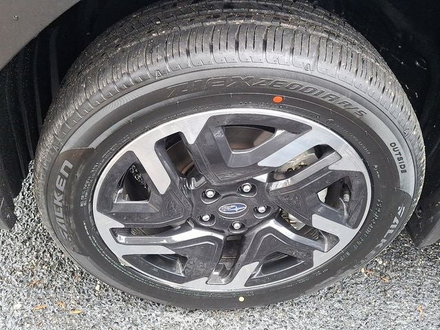 2025 Subaru FORESTER Premium Hybrid