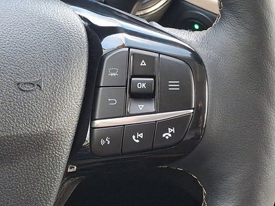 2022 Ford Escape Hybrid Titanium