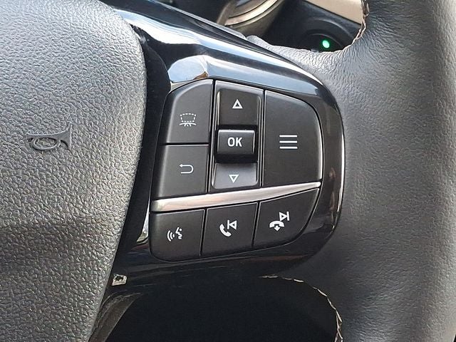 2022 Ford Escape Hybrid Titanium