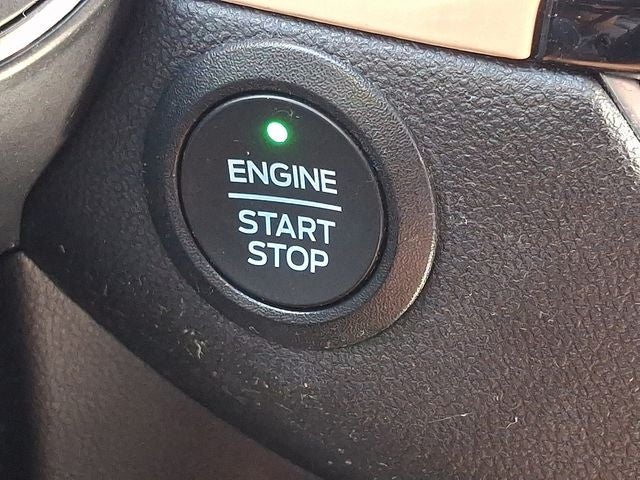 2022 Ford Escape Hybrid Titanium