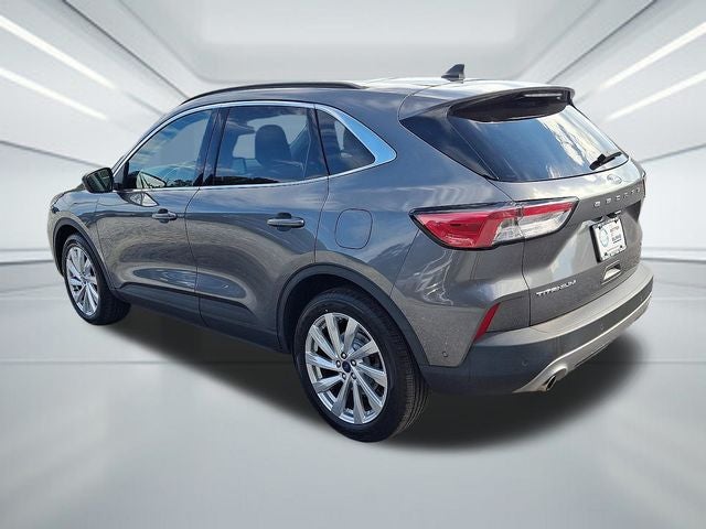 2022 Ford Escape Hybrid Titanium