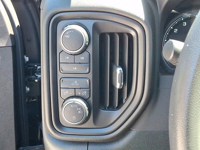 2023 Chevrolet Silverado 2500HD Custom