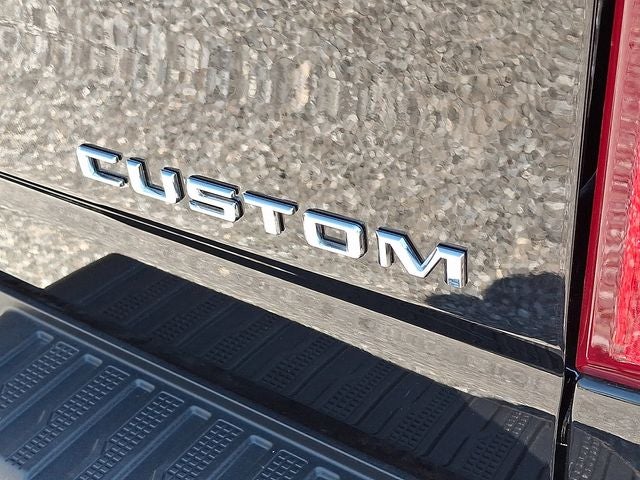 2023 Chevrolet Silverado 2500HD Custom