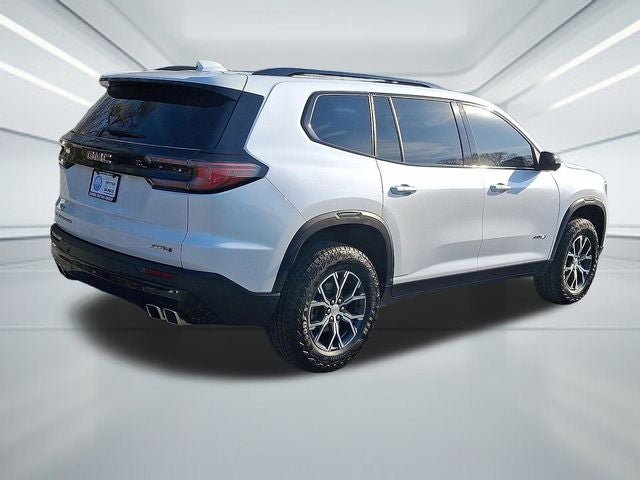 2024 GMC Acadia AT4