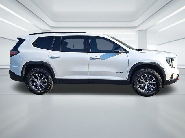 2024 GMC Acadia AT4