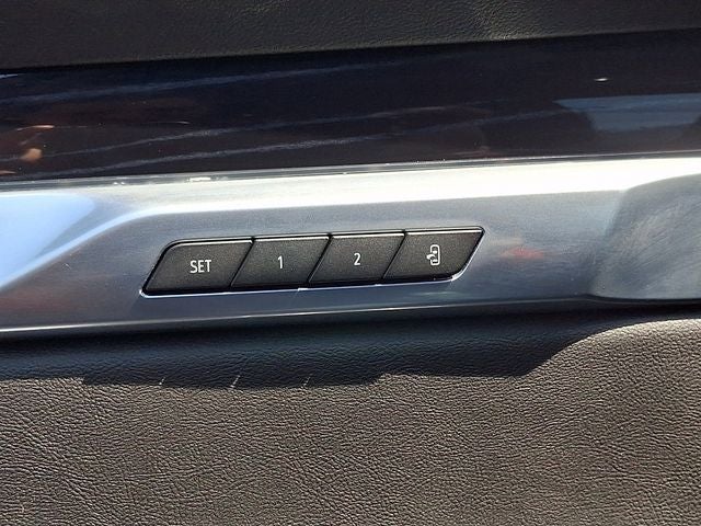 2025 Cadillac Escalade ESV Sport