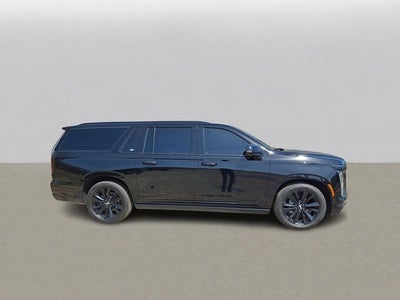 2025 Cadillac Escalade ESV Sport