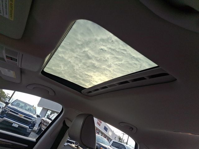 2018 Volkswagen Passat 2.0T SE w/Technology