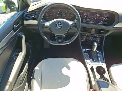 2019 Volkswagen Jetta R-Line