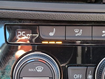 2019 Volkswagen Jetta R-Line